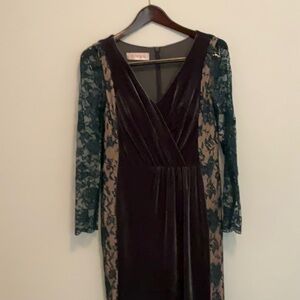 JJs House, NWT, slate blue velvet gown, with long lace sleeves